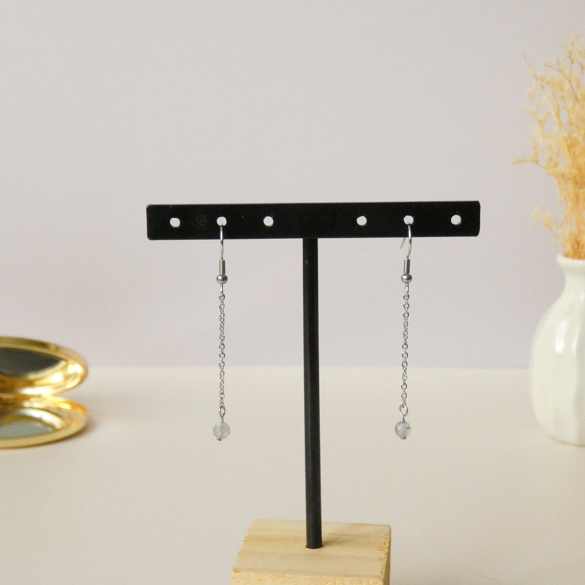 Boucles d’oreilles pendantes chaîne – labradorite facettée