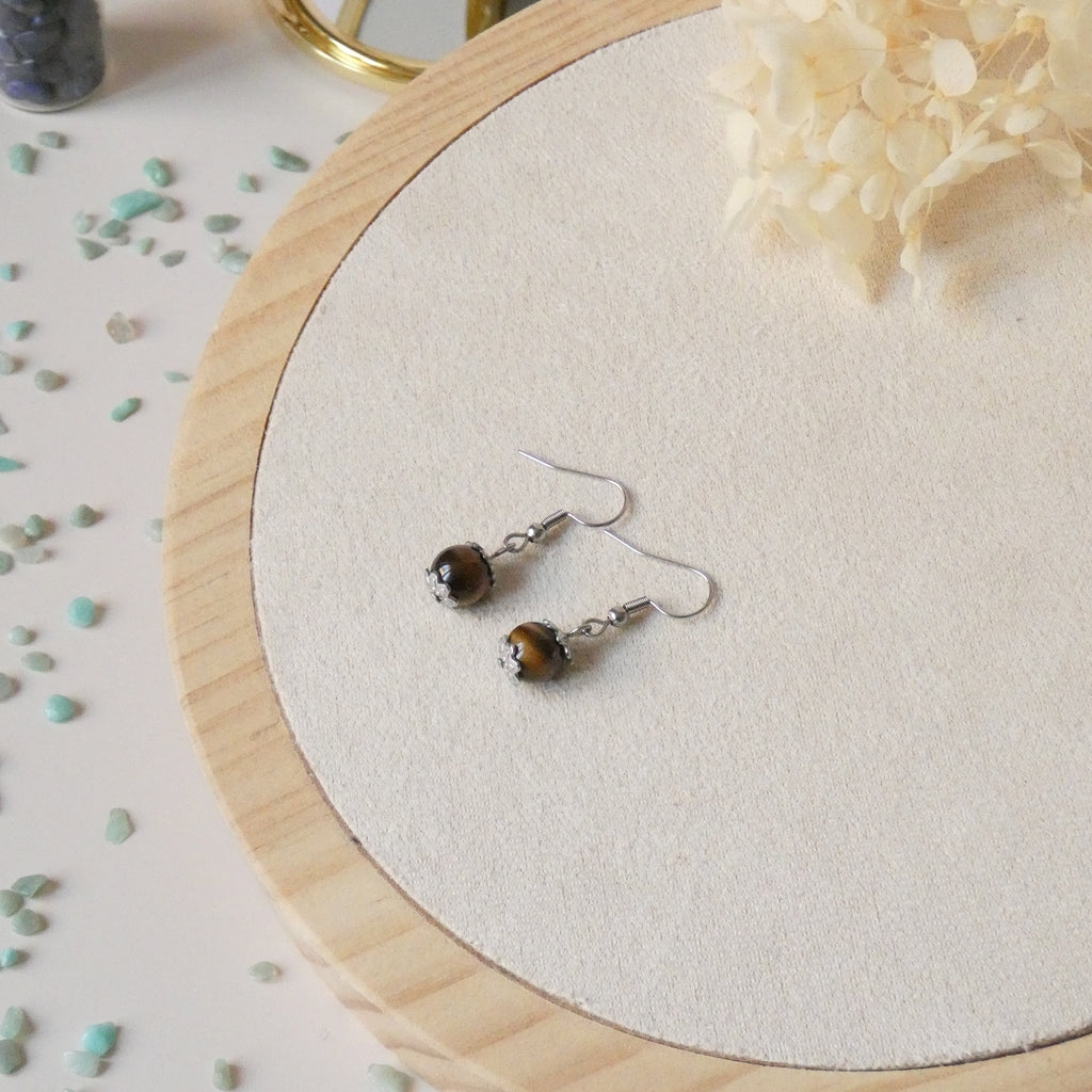 Boucles d’oreilles minimalistes perle 8 mm – quartz rose ou oeil de tigre