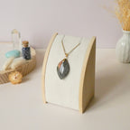 Pendentif en labradorite rose orange 3,4 cm bélière dorée