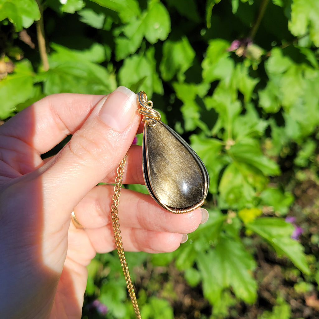 Pendentif obsidienne dorée 5,1 cm wire wrapping doré