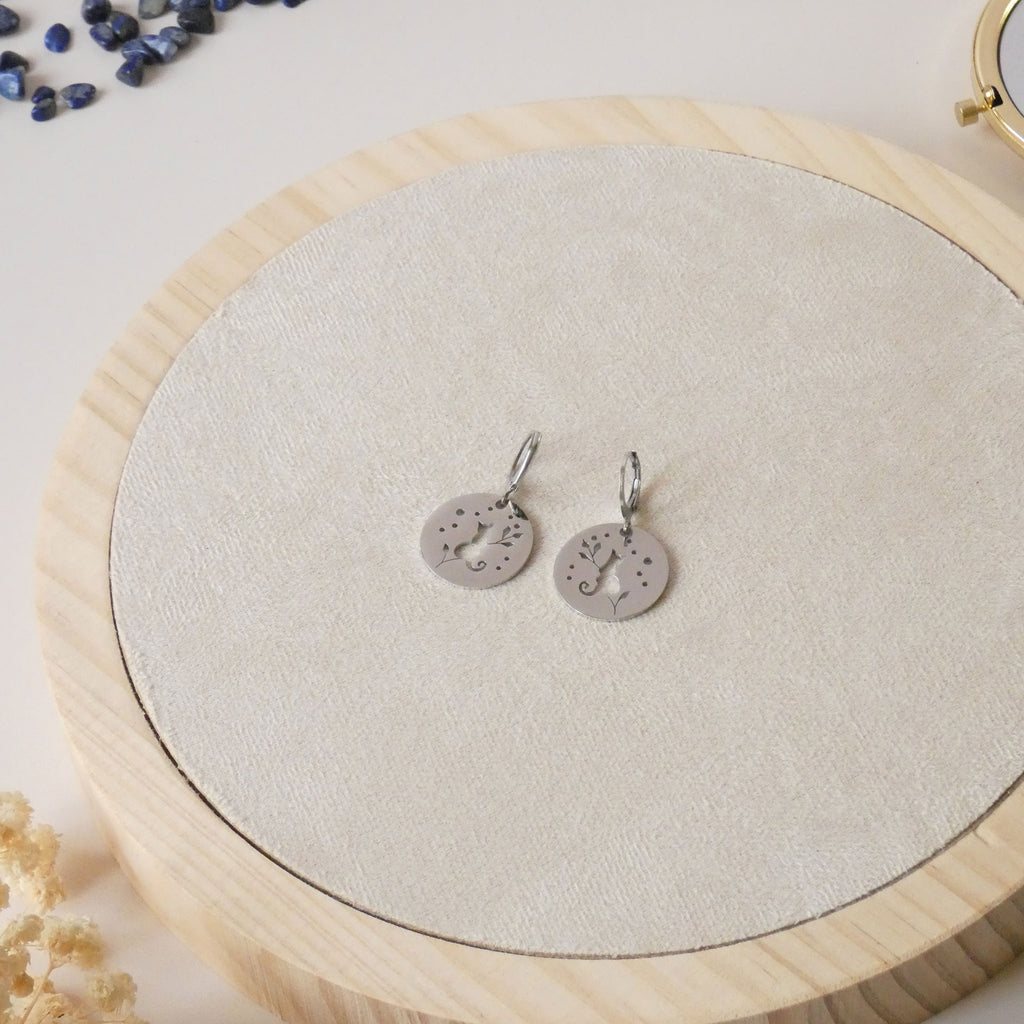 Boucles d'oreilles médaille chat, dormeuse acier inoxydable