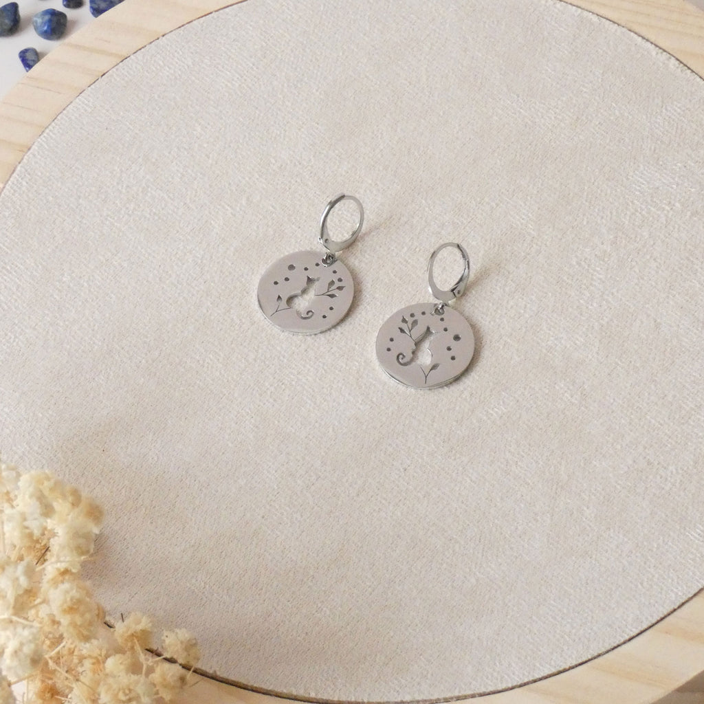 Boucles d'oreilles médaille chat, dormeuse acier inoxydable