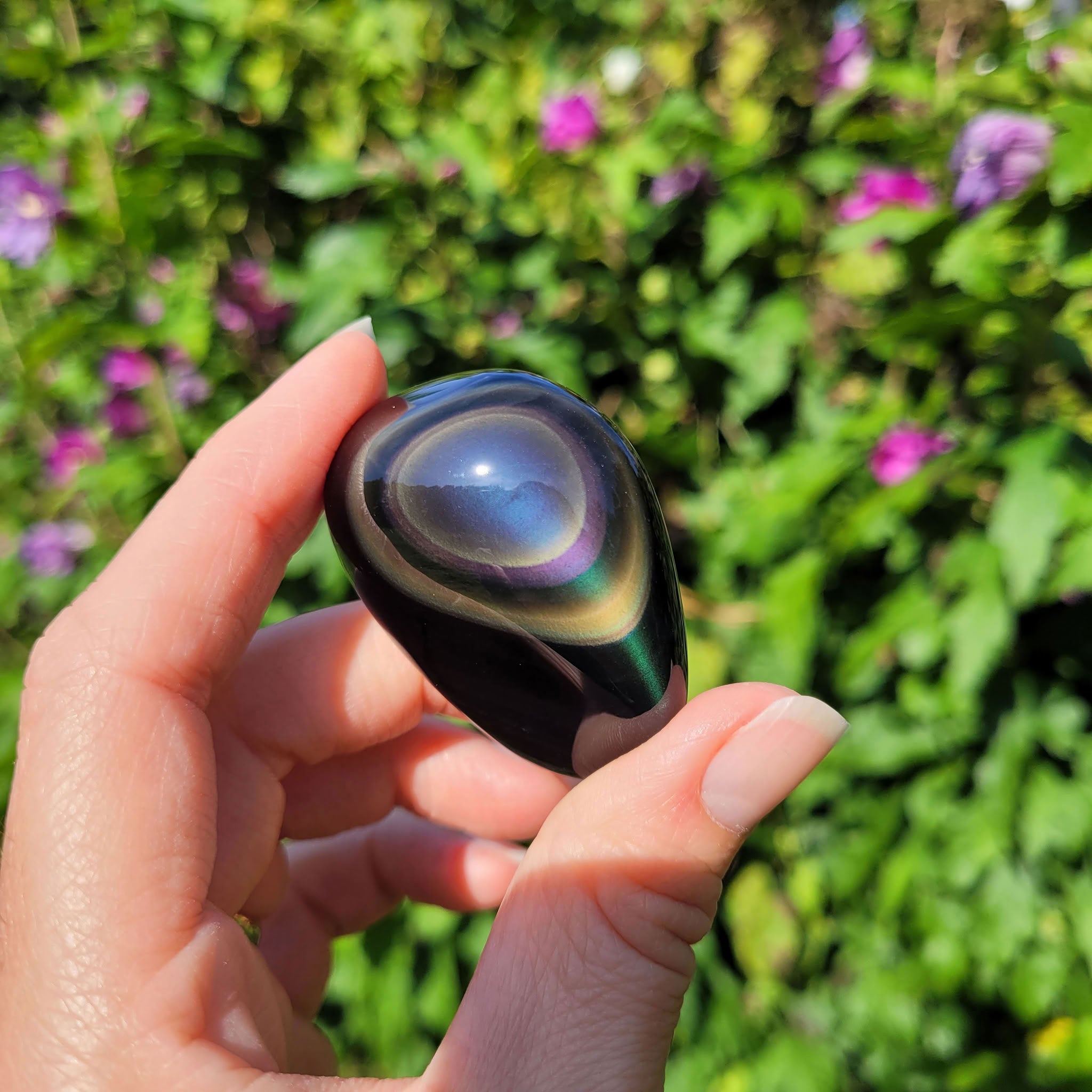 Galet en obsidienne oeil céleste (arc en ciel)