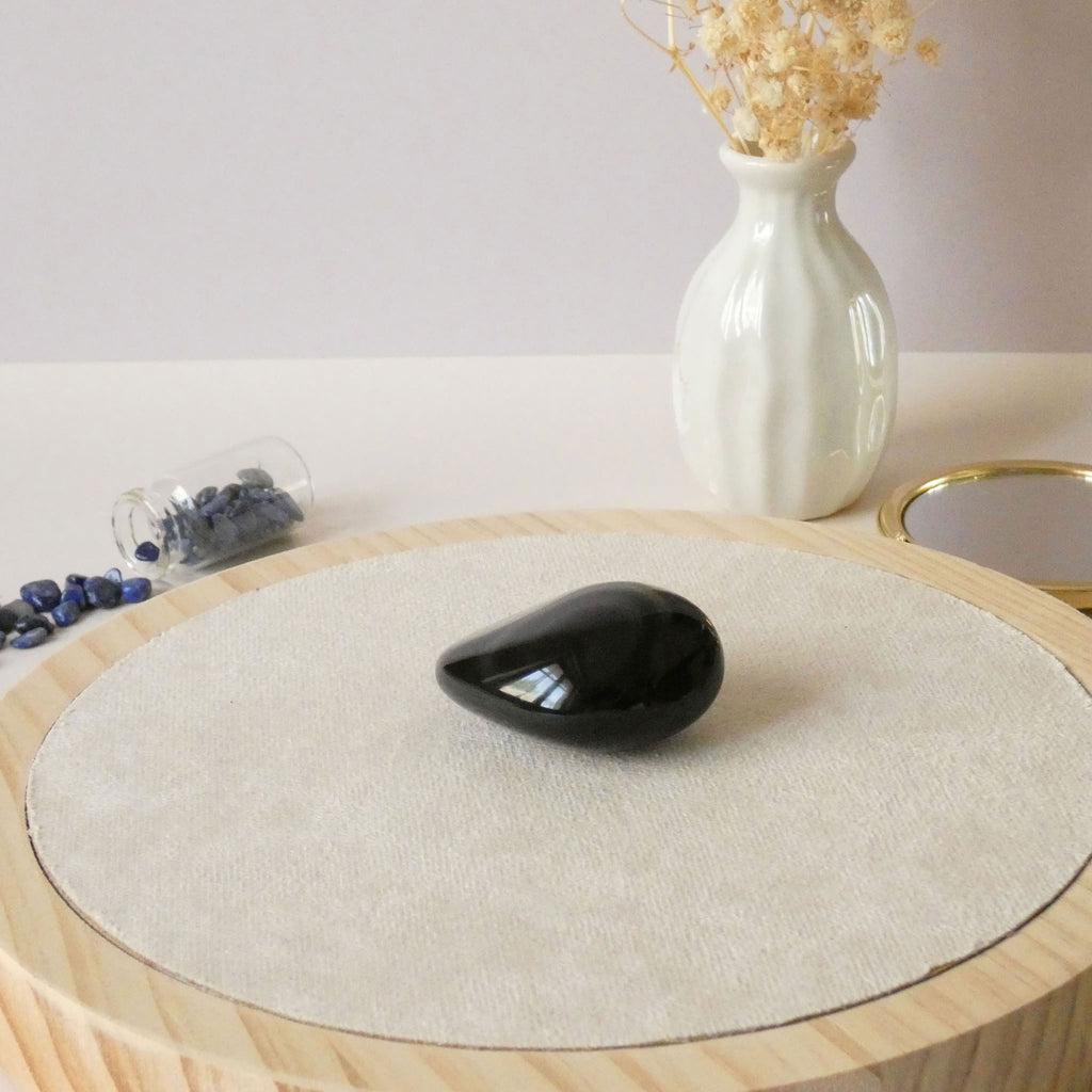 Galet en obsidienne oeil céleste (arc en ciel)