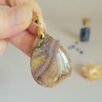 Pendentif agate et améthyste de Châtelperron, Auvergne 3,9 cm