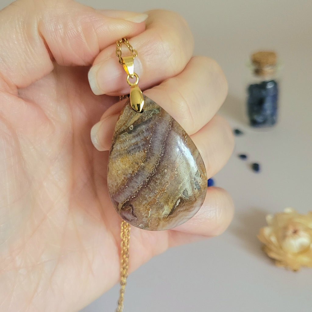 Pendentif agate et améthyste de Châtelperron, Auvergne 3,9 cm