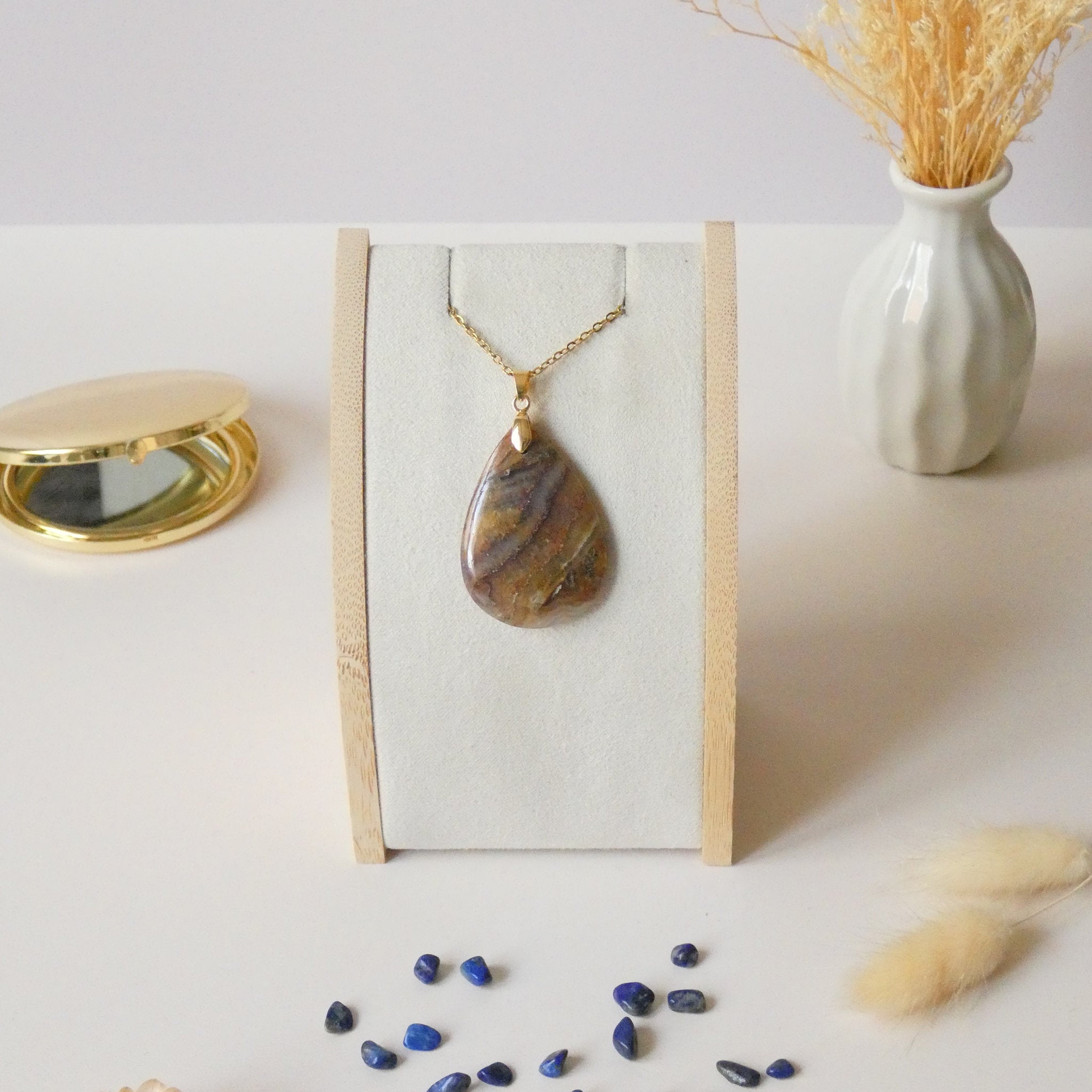 Pendentif agate et améthyste de Châtelperron, Auvergne 3,9 cm