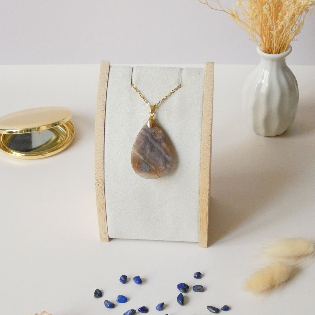 Pendentif agate et améthyste de Châtelperron, Auvergne 3,9 cm