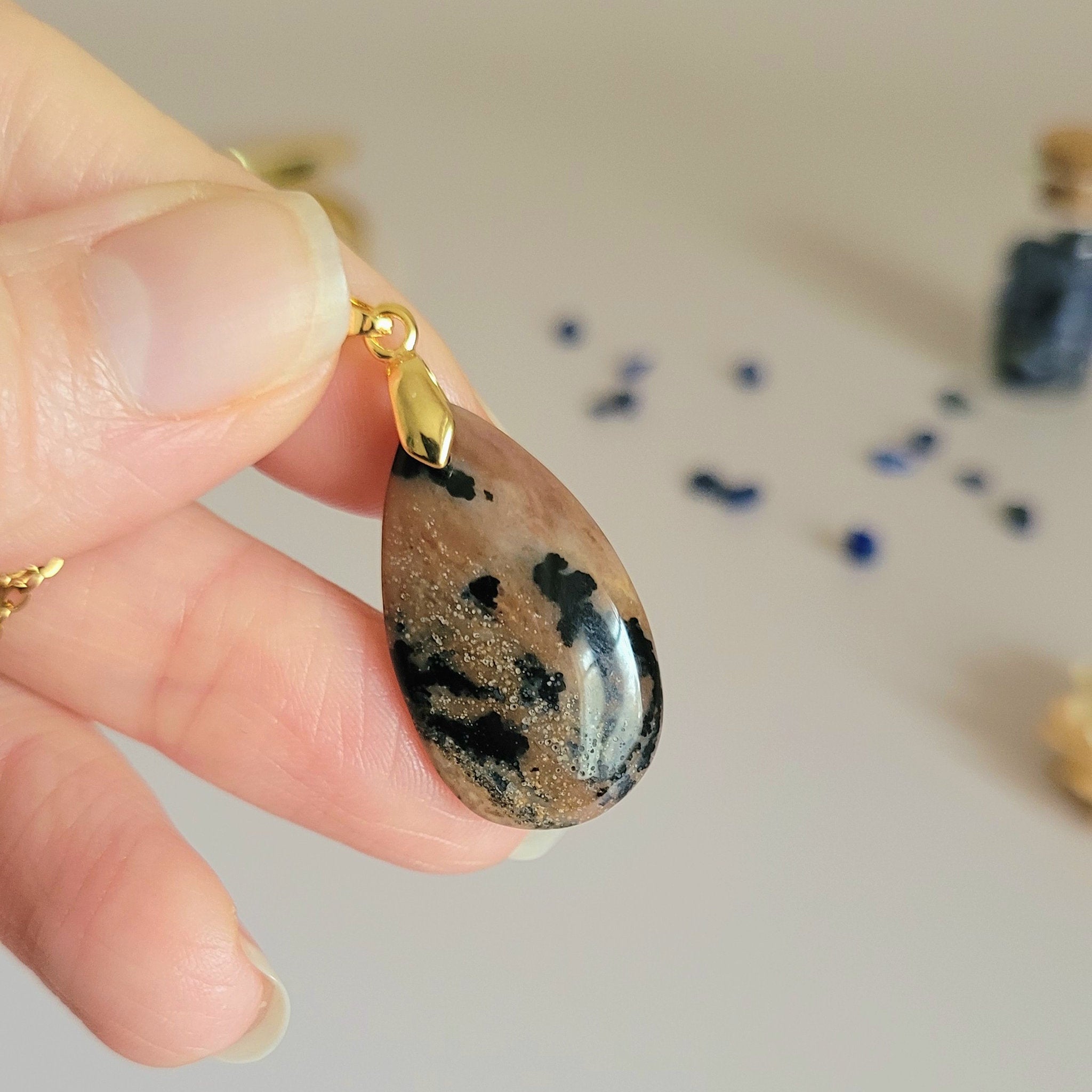 Pendentif agate dendrite miel 2,9 cm