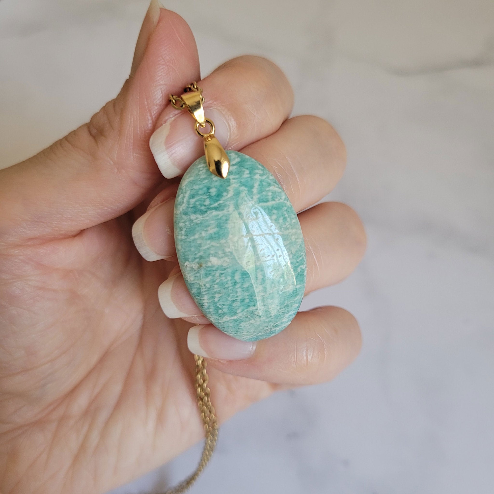 Pendentif en amazonite, bélière dorée - pierre naturelle