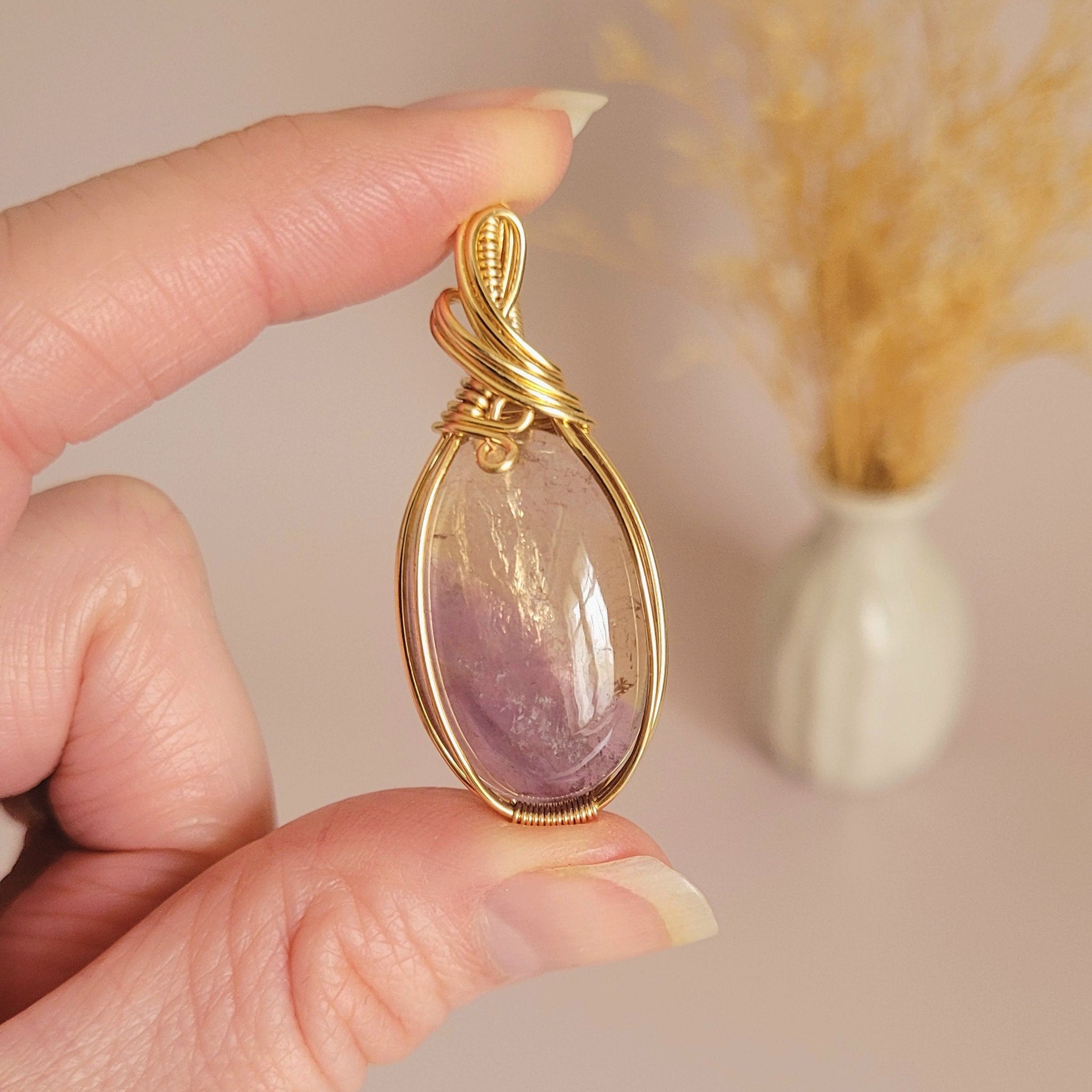 Pendentif en amétrine – 4,6 cm – Wire wrapping doré