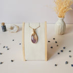 Pendentif en amétrine – 4,6 cm – Wire wrapping doré