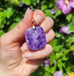 Pendentif en charoïte 2,9 cm pierre naturelle