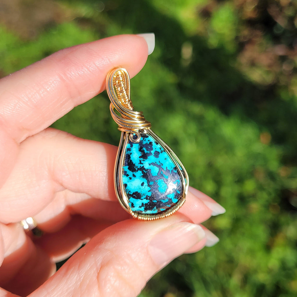 Pendentif chrysocolle 4,3 cm wire wrapping doré