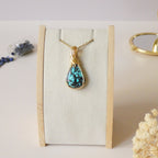 Pendentif chrysocolle 4,3 cm wire wrapping doré