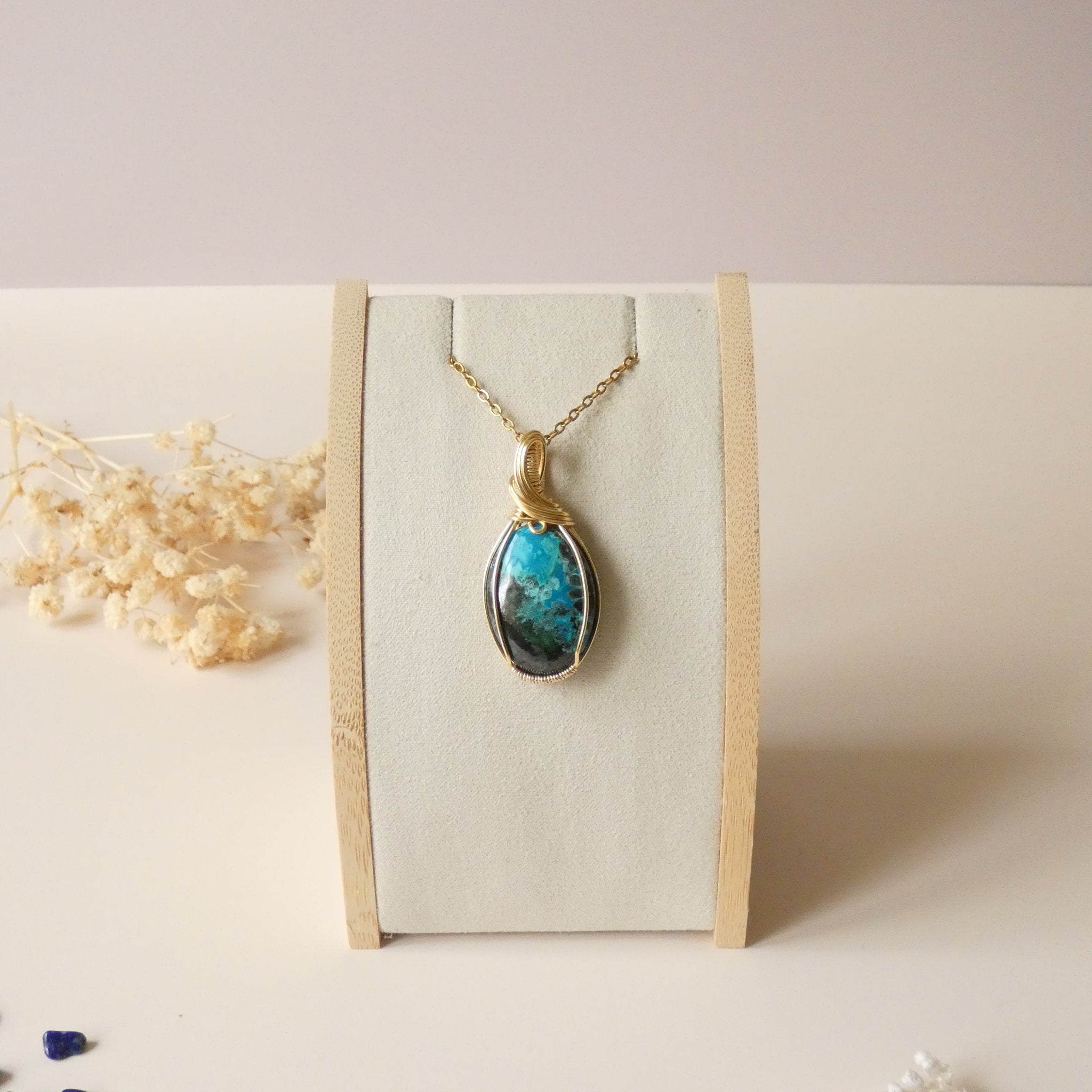 Pendentif chrysocolle et malachite 4,4 cm wire wrapping doré