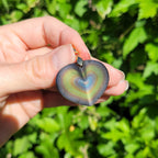 Pendentif coeur en obsidienne oeil céleste 2,4 cm bélière dorée