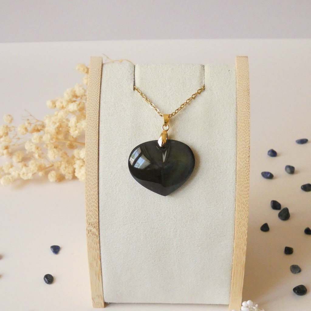 Pendentif coeur en obsidienne oeil céleste 2,4 cm bélière dorée