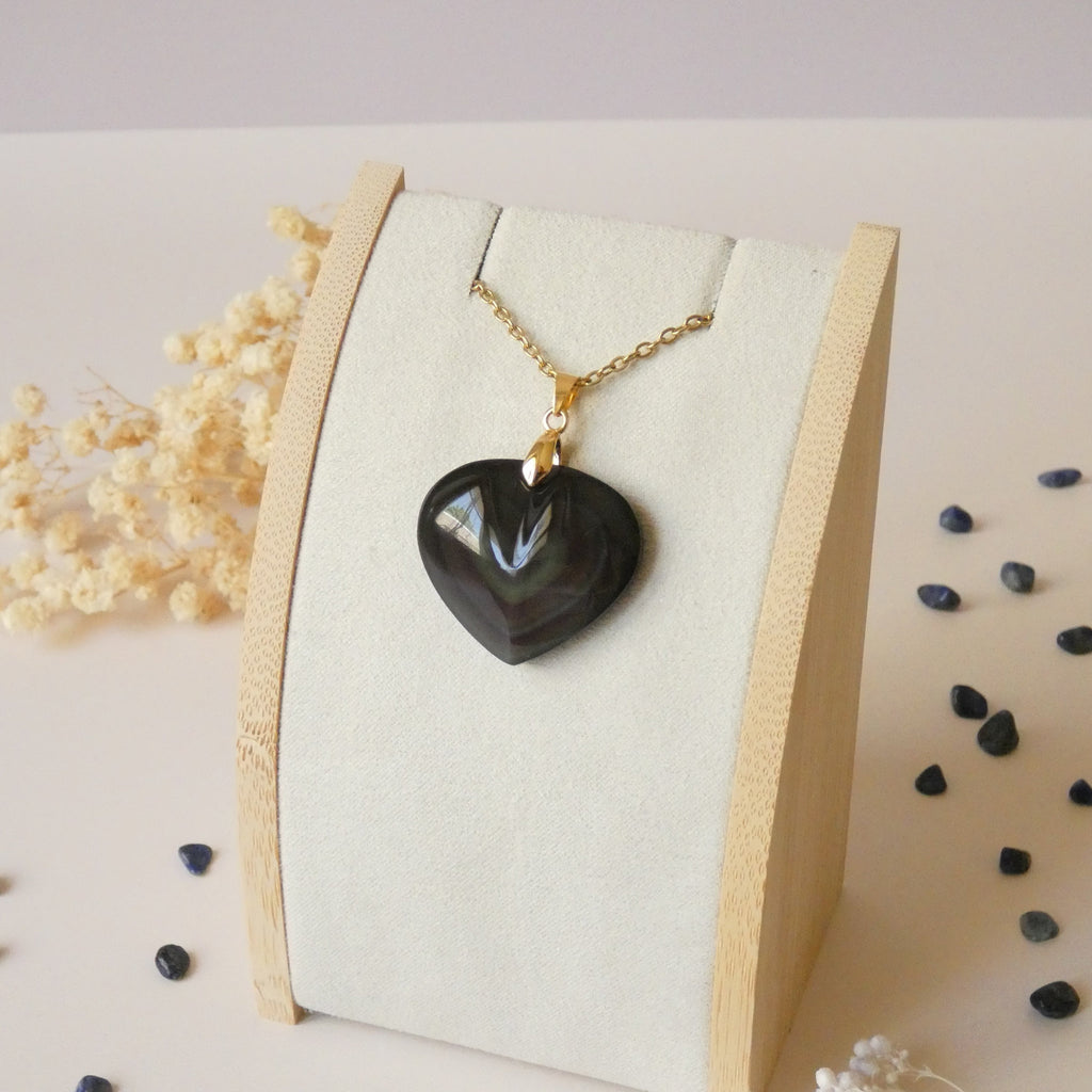 Pendentif coeur en obsidienne oeil céleste 2,7 cm bélière dorée
