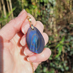 Pendentif forme libre obsidienne oeil céleste 3,7 cm – Bélière dorée