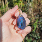 Pendentif forme libre obsidienne oeil céleste 3,7 cm – Bélière dorée