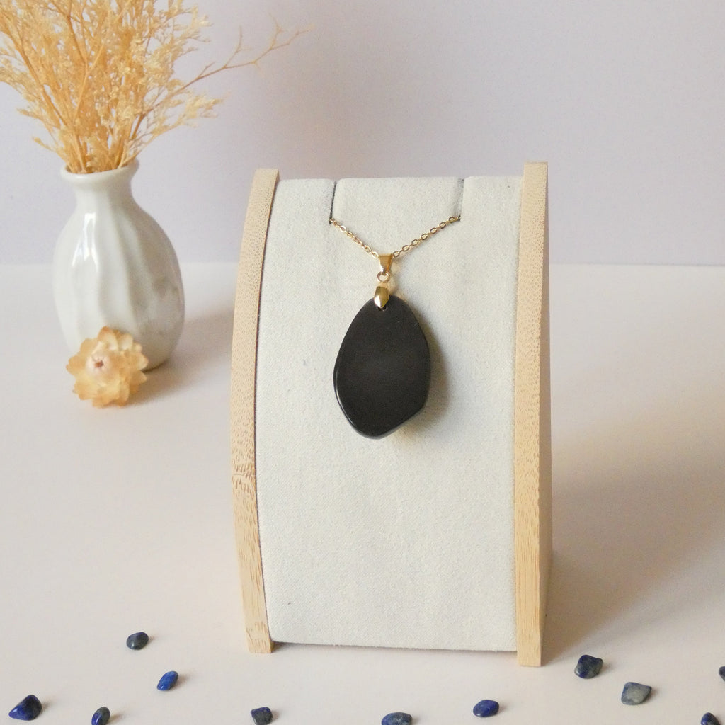 Pendentif forme libre obsidienne oeil céleste 3,7 cm – Bélière dorée