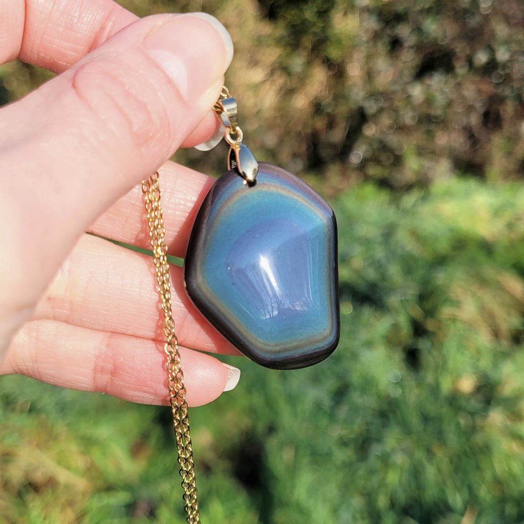 Pendentif forme libre obsidienne oeil céleste 3,9 cm – Bélière dorée