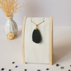 Pendentif forme libre obsidienne oeil céleste 3,7 cm – Bélière dorée
