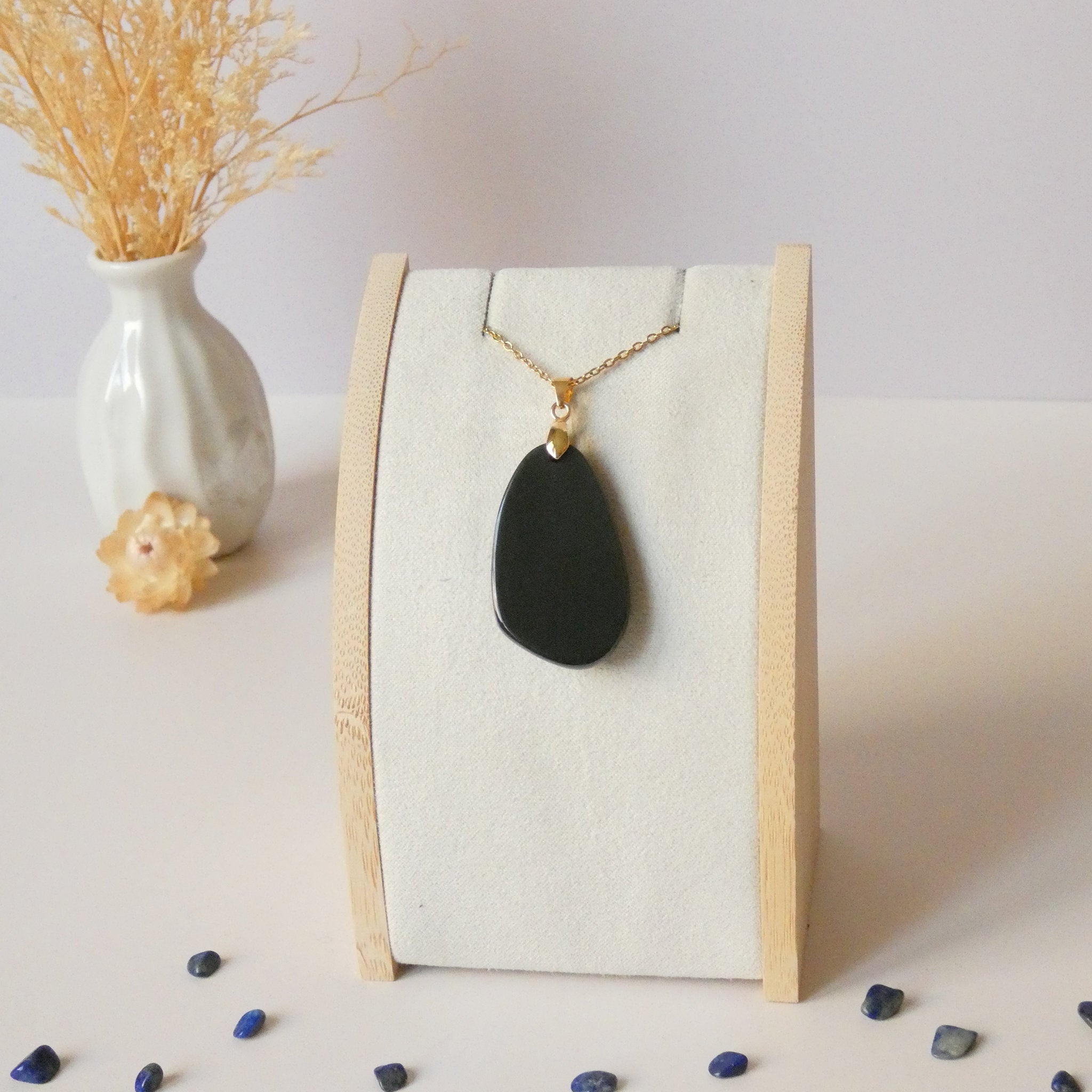 Pendentif forme libre obsidienne oeil céleste 3,7 cm – Bélière dorée