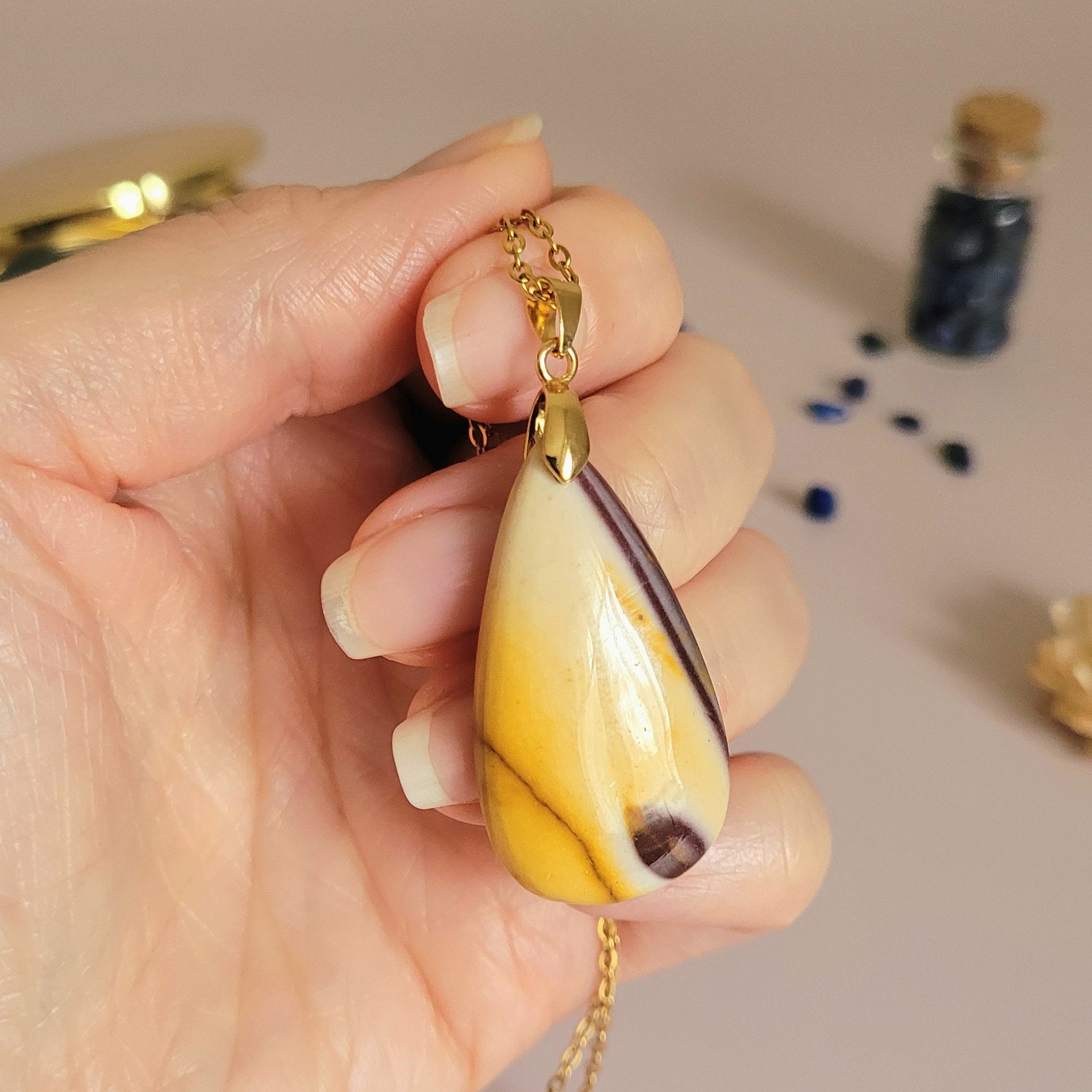 Pendentif jaspe mokaïte 3,7 cm