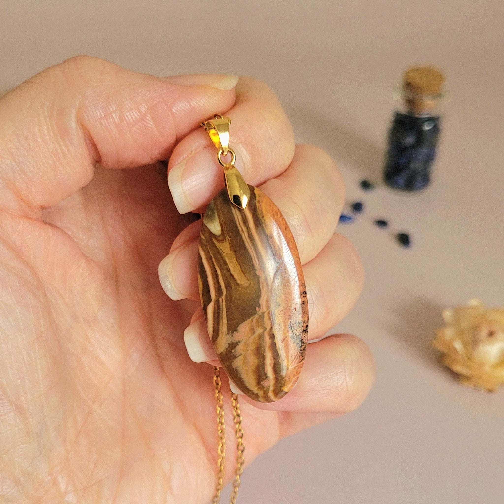 Pendentif jaspe polychrome 4 cm