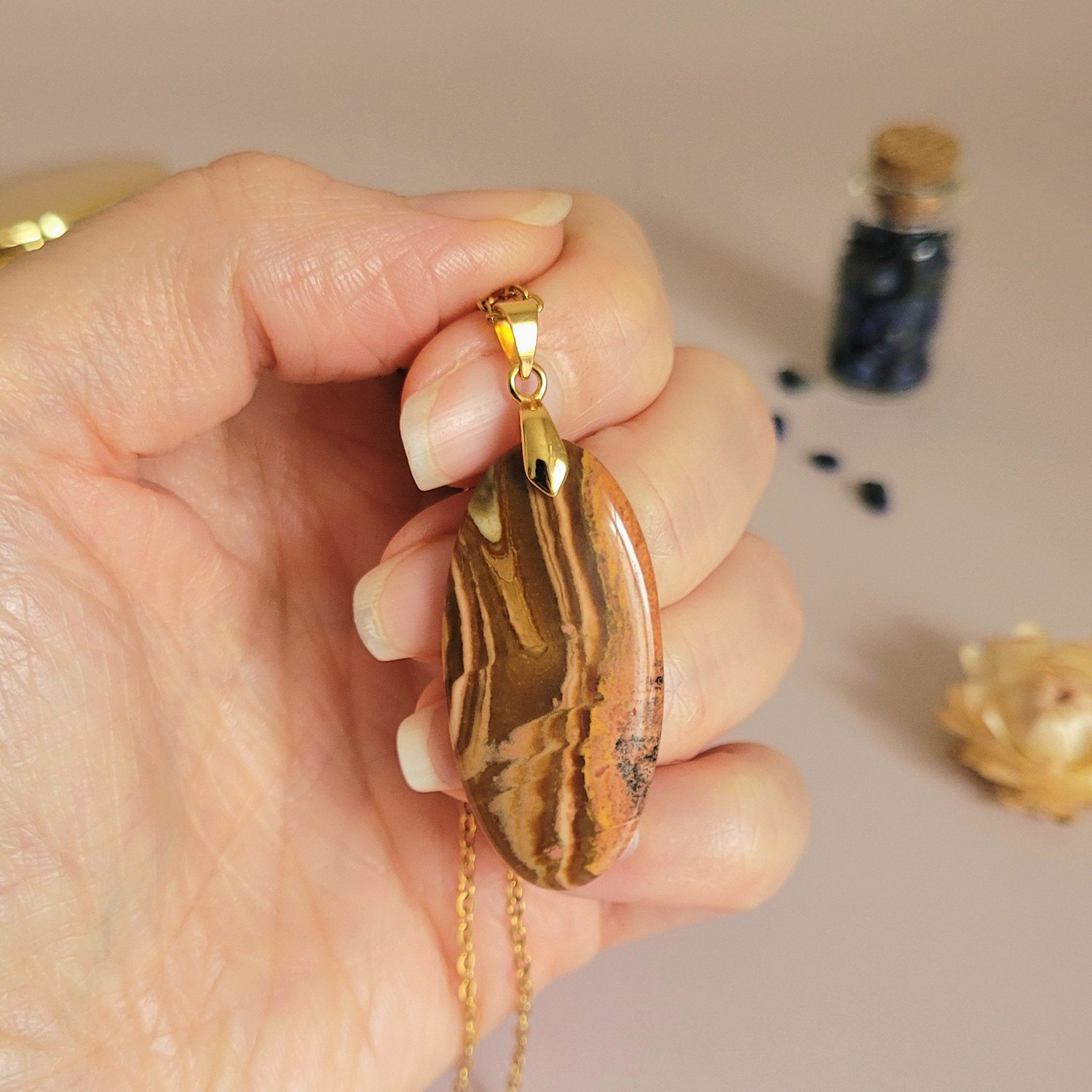 Pendentif jaspe polychrome 4 cm