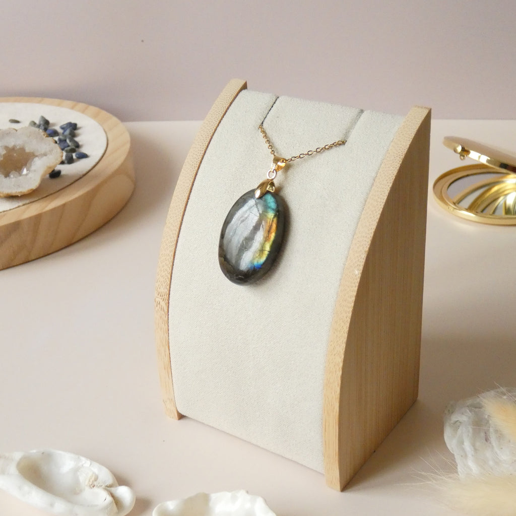 Pendentif en labradorite bélière dorée – 3,2 cm