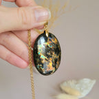Pendentif en labradorite bélière dorée – 4,5 cm