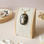 Pendentif en labradorite bélière dorée – 4,5 cm