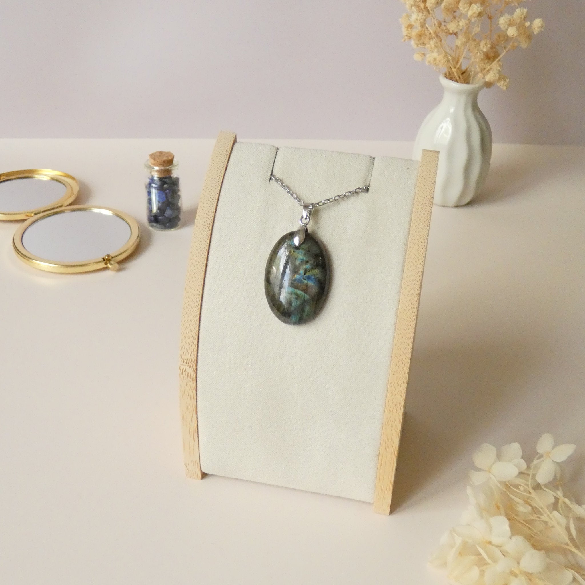 Pendentif en labradorite bélière argentée – 3,1 cm