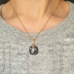 Pendentif en labradorite 1,6 cm bélière dorée