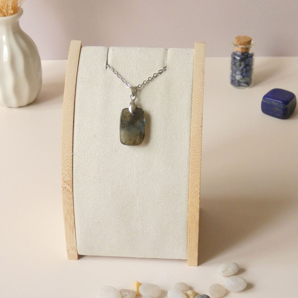 Pendentif en labradorite 2,1 cm bélière argentée