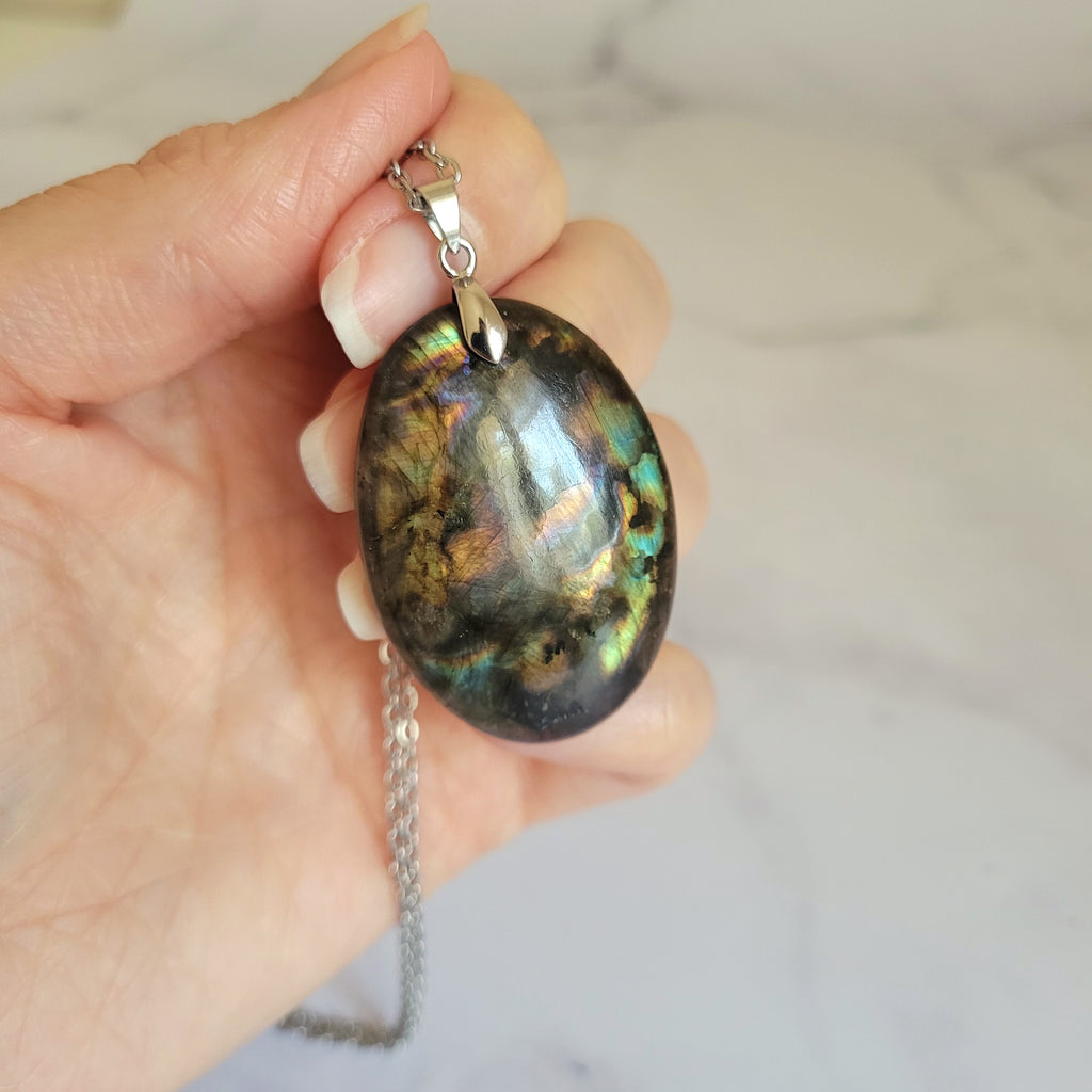 Pendentif en labradorite bélière argentée – 4,2 cm