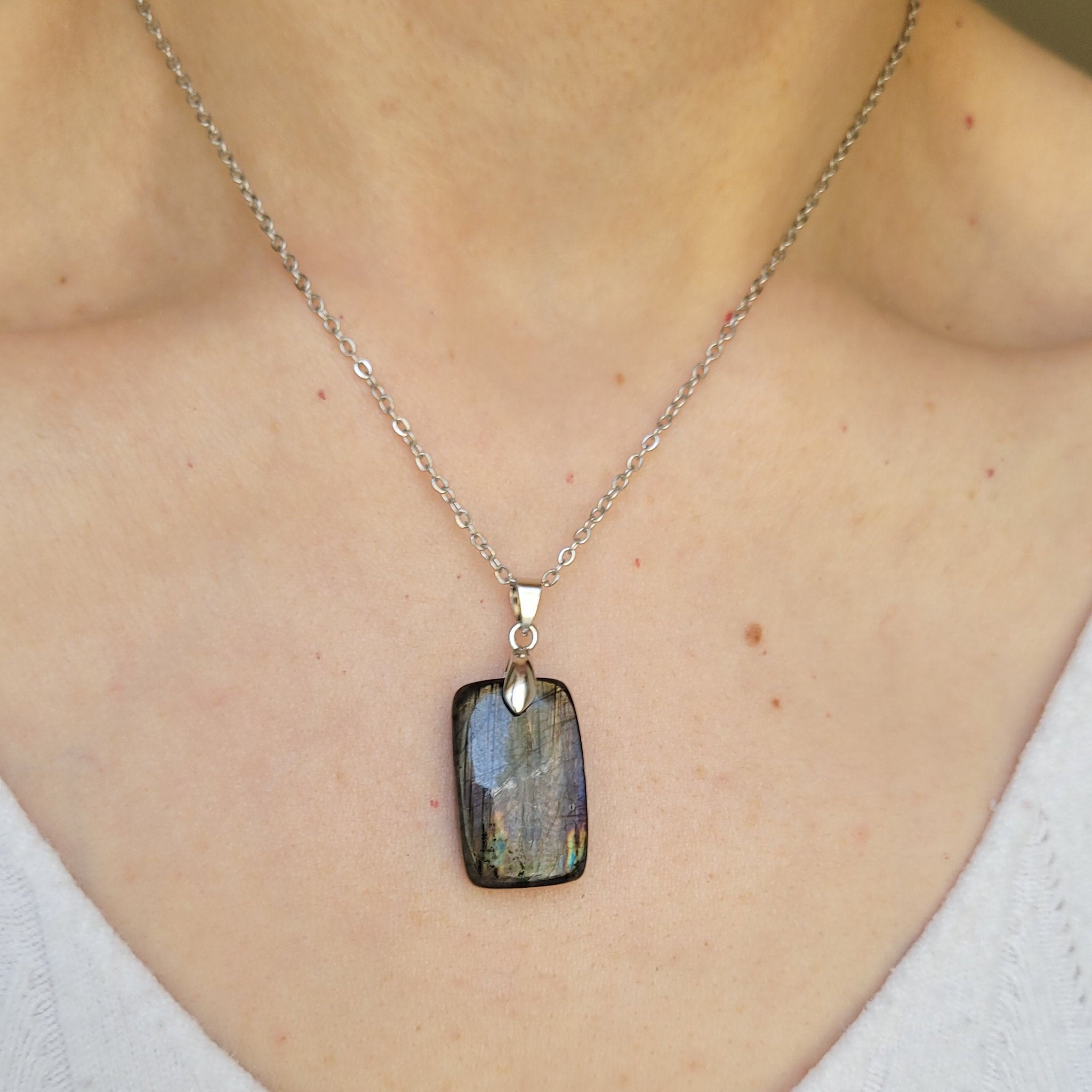 Pendentif en labradorite – 2,3 cm
