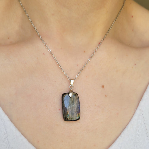 Pendentif en labradorite – 2,3 cm