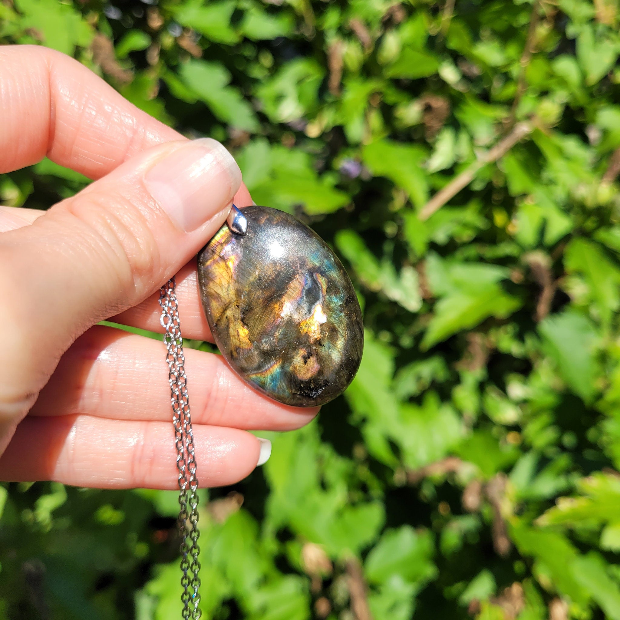 Pendentif en labradorite bélière argentée – 4,2 cm