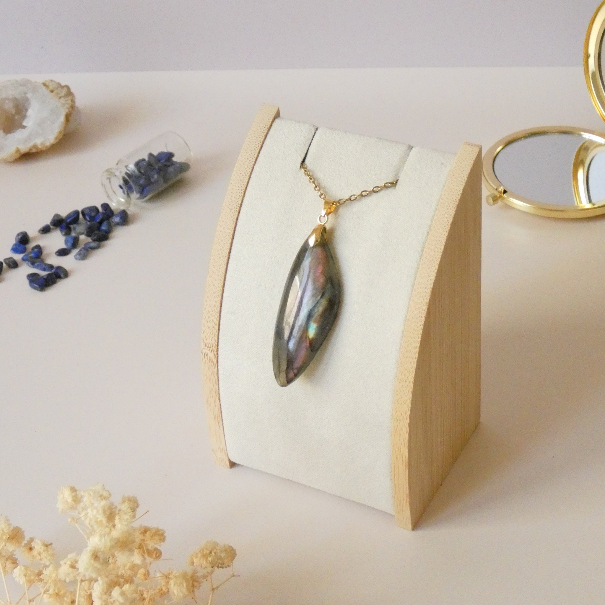 Pendentif en labradorite violette 5,1 cm bélière dorée