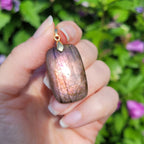 Pendentif en labradorite bélière dorée – 3,3 cm