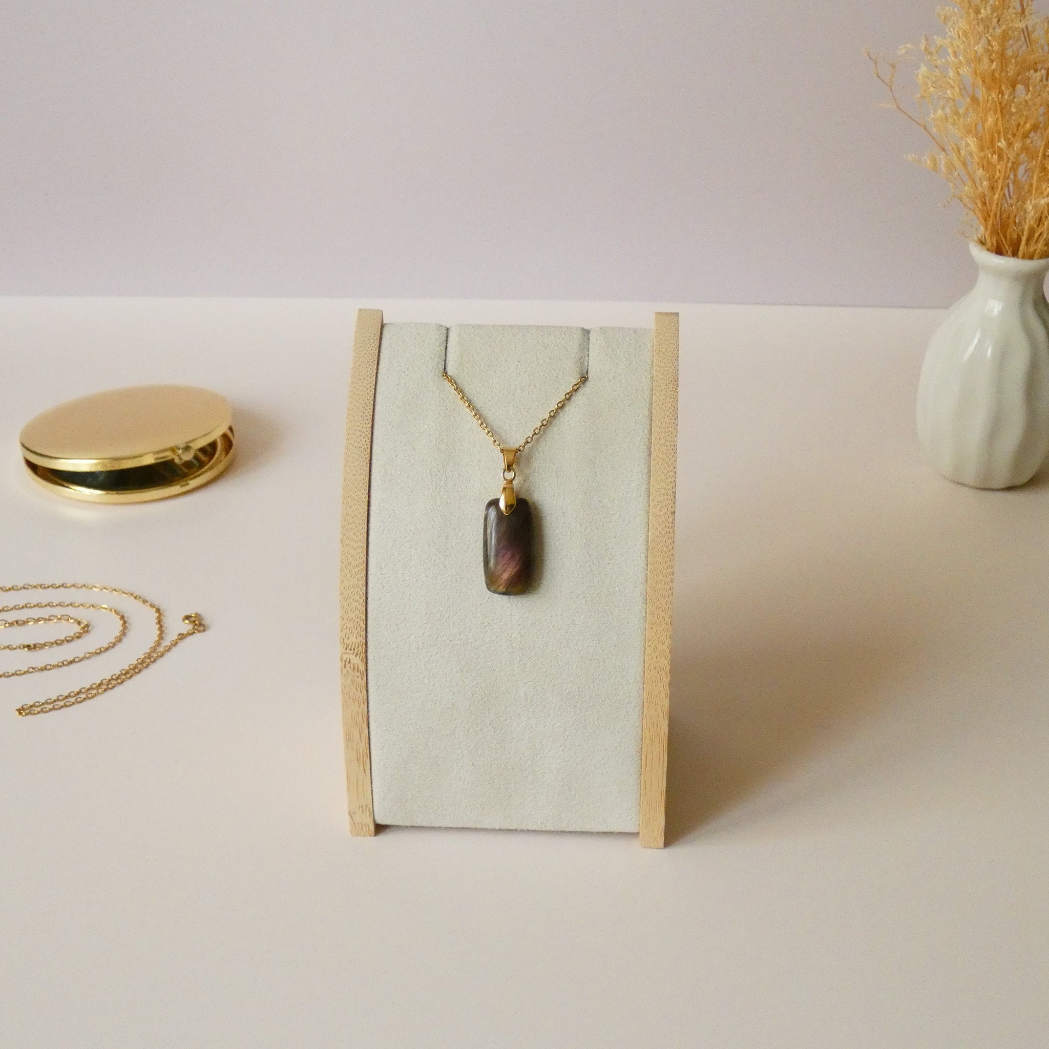 Pendentif en labradorite violette – 2,2 cm