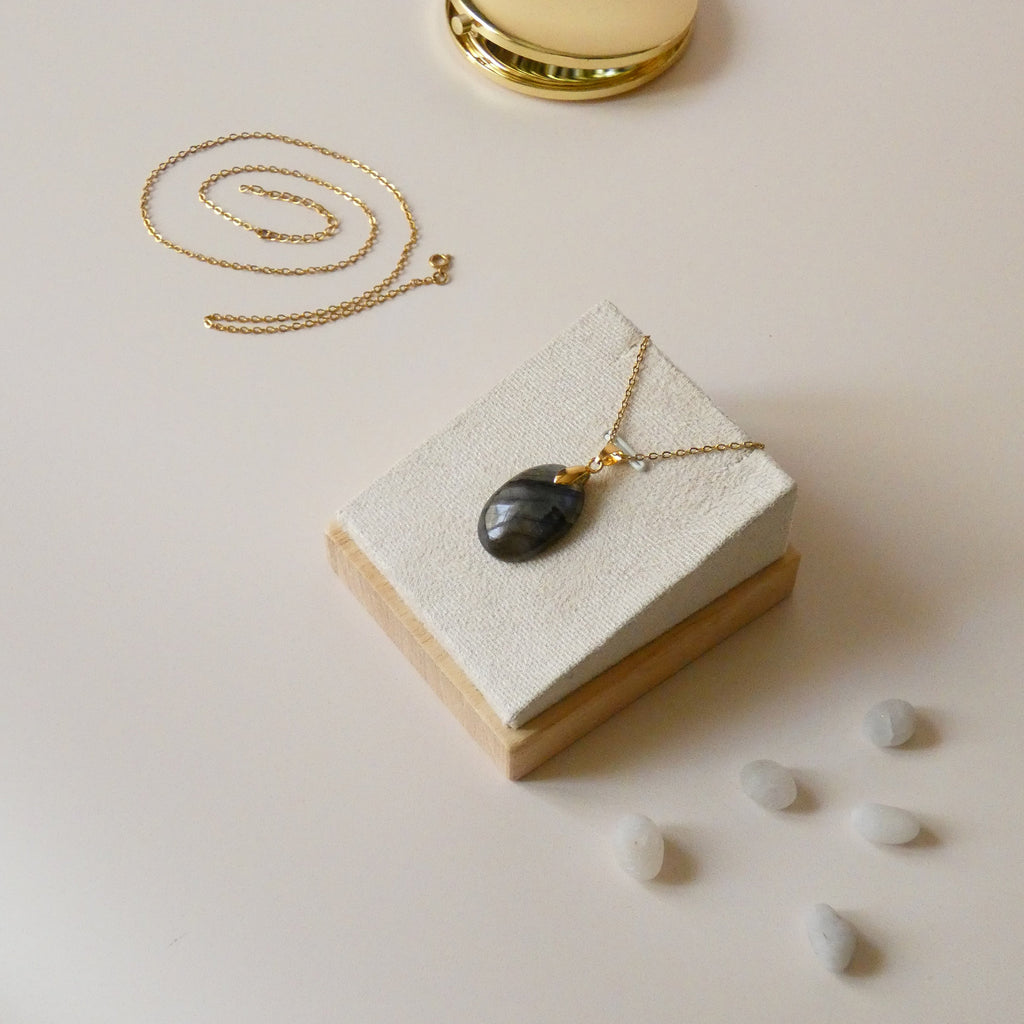 Pendentif en labradorite – 2,5 cm