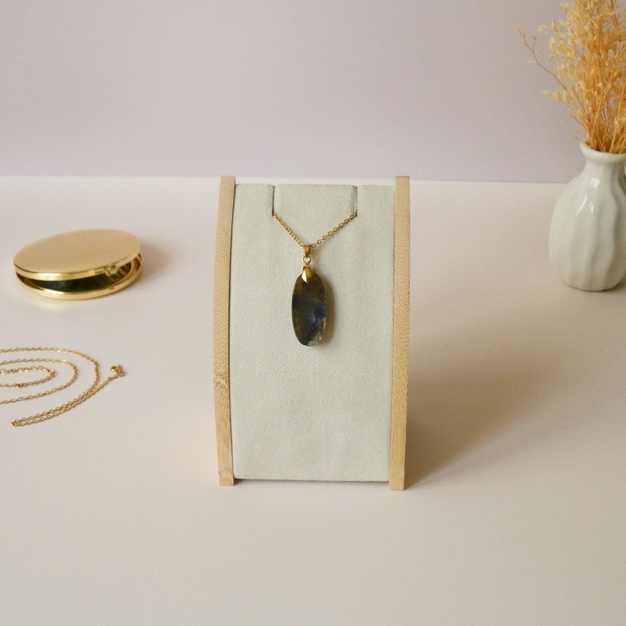 Pendentif en labradorite violette – 2,9 cm