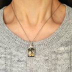 Pendentif en labradorite 3,4 cm bijou artisanal