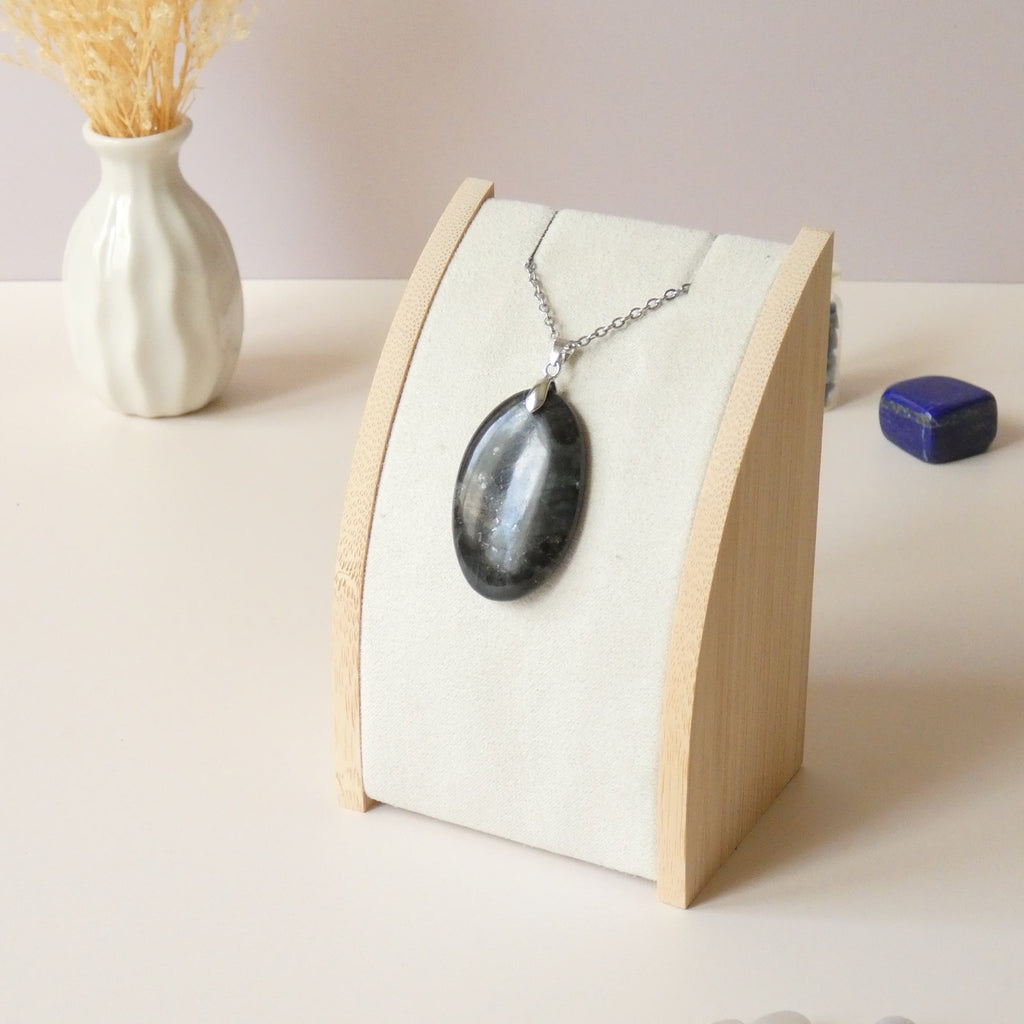Pendentif en larvikite bélière argentée – 4 cm - Bijou artisanal pierre naturelle
