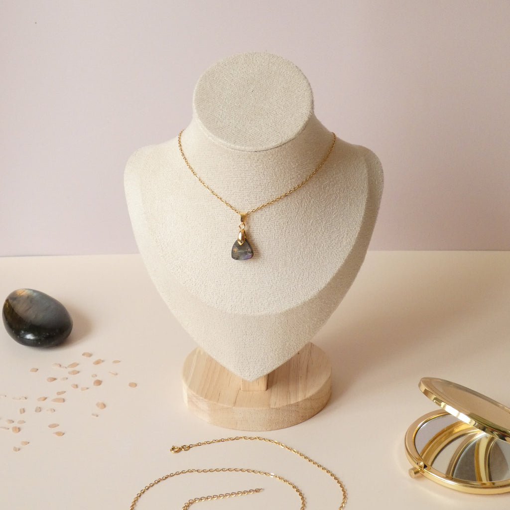 Pendentif en labradorite bélière dorée – 1,2 cm